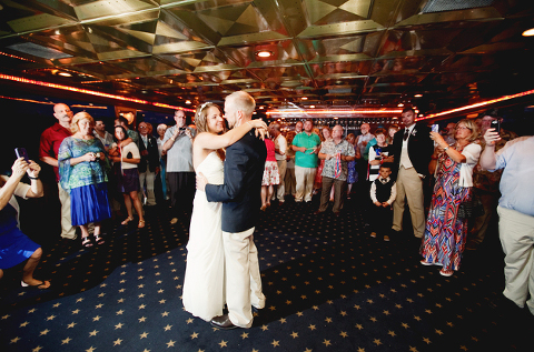 028